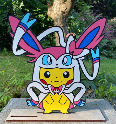 Pokémon - Sylveon Pikachu Card Display